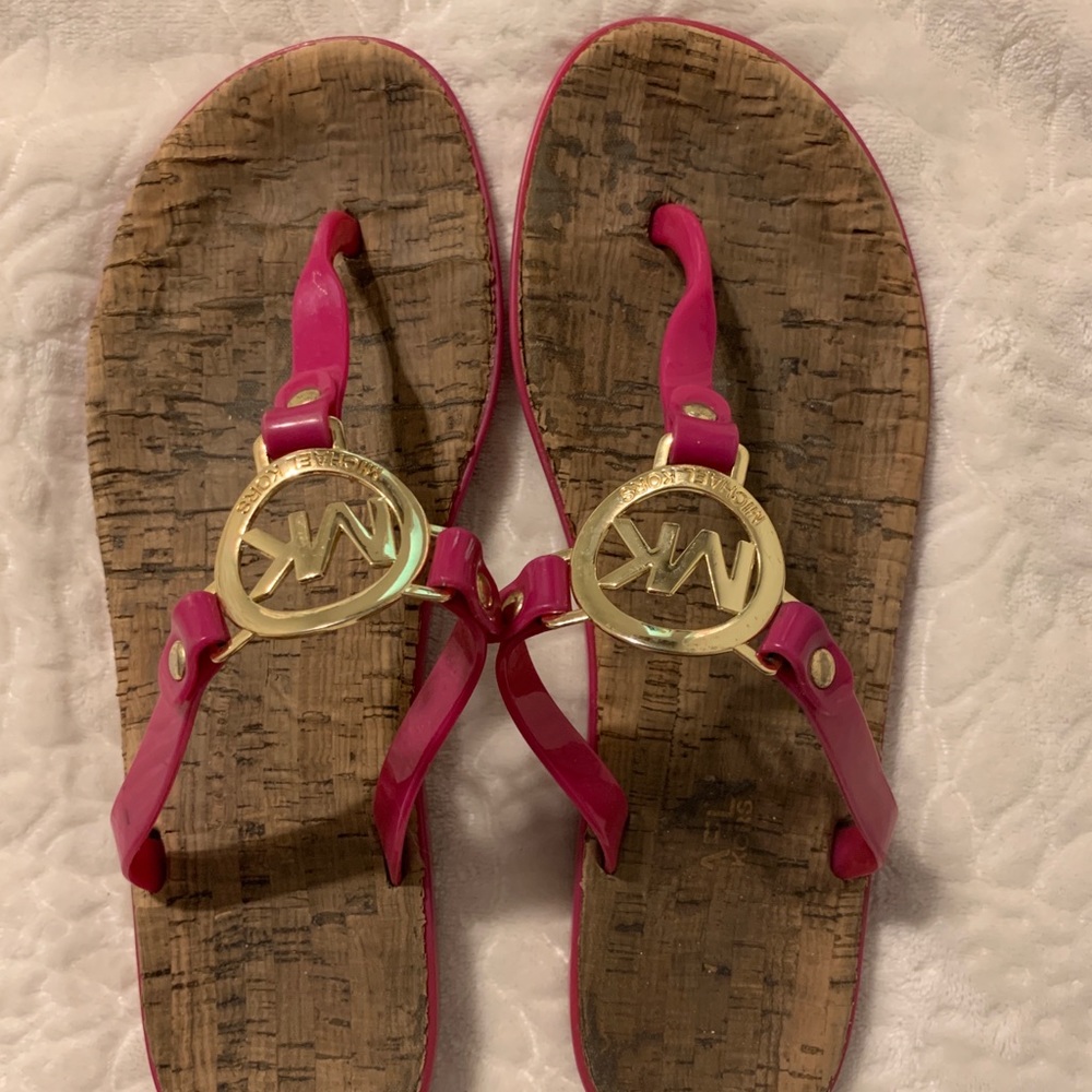 Michael kors flip flops